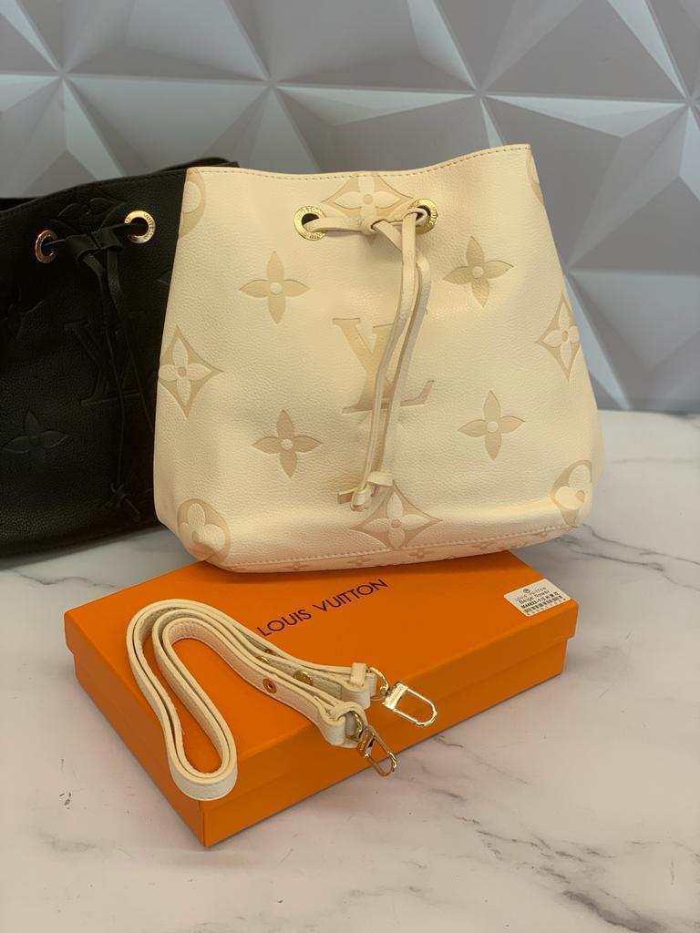 Bag Louis Vuitton BEIGE - Mujer