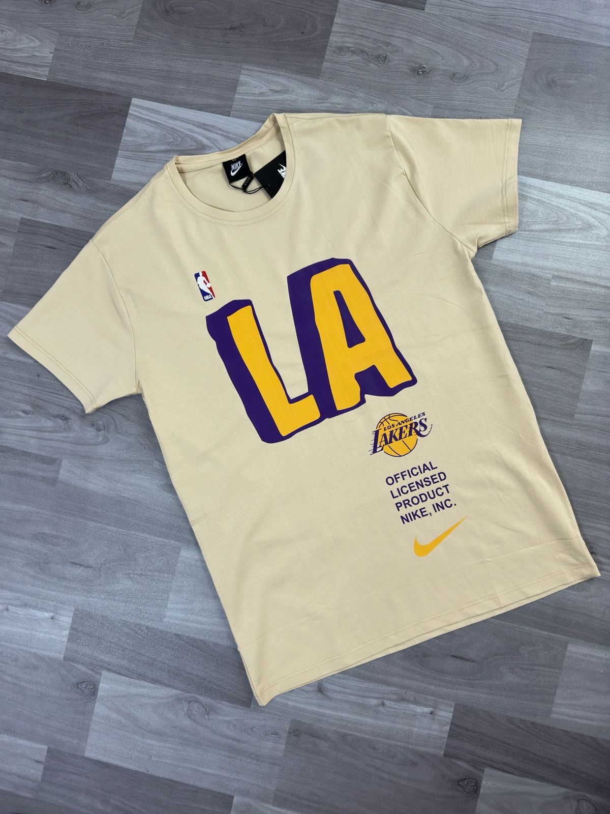 Camiseta LAKERS LA #03