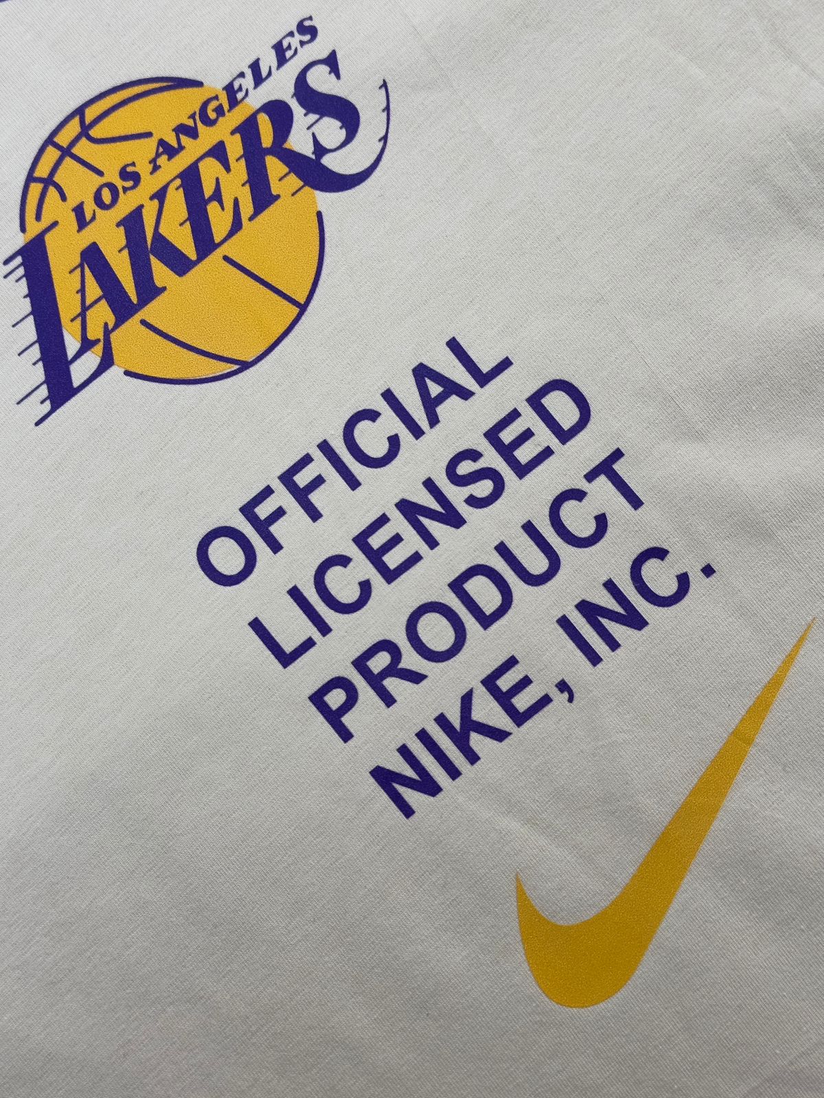 Camiseta LAKERS LA #03