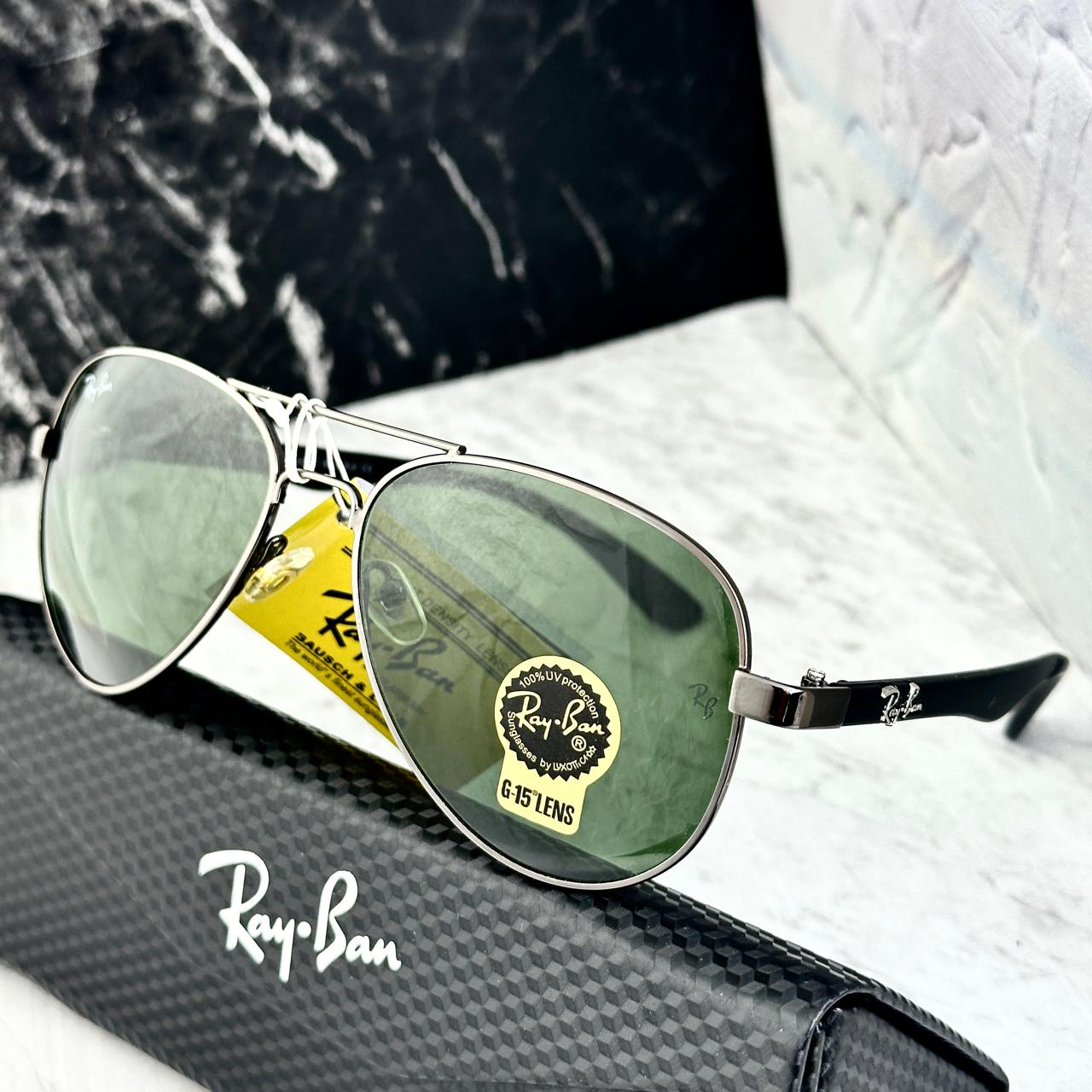 Ray Ban piloto P11