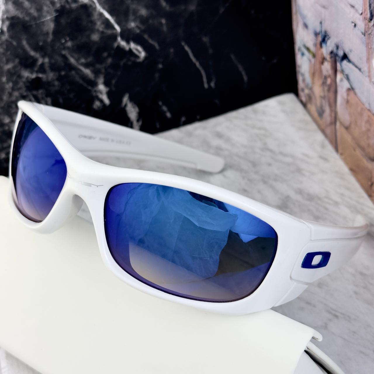 OAKLEY OK4