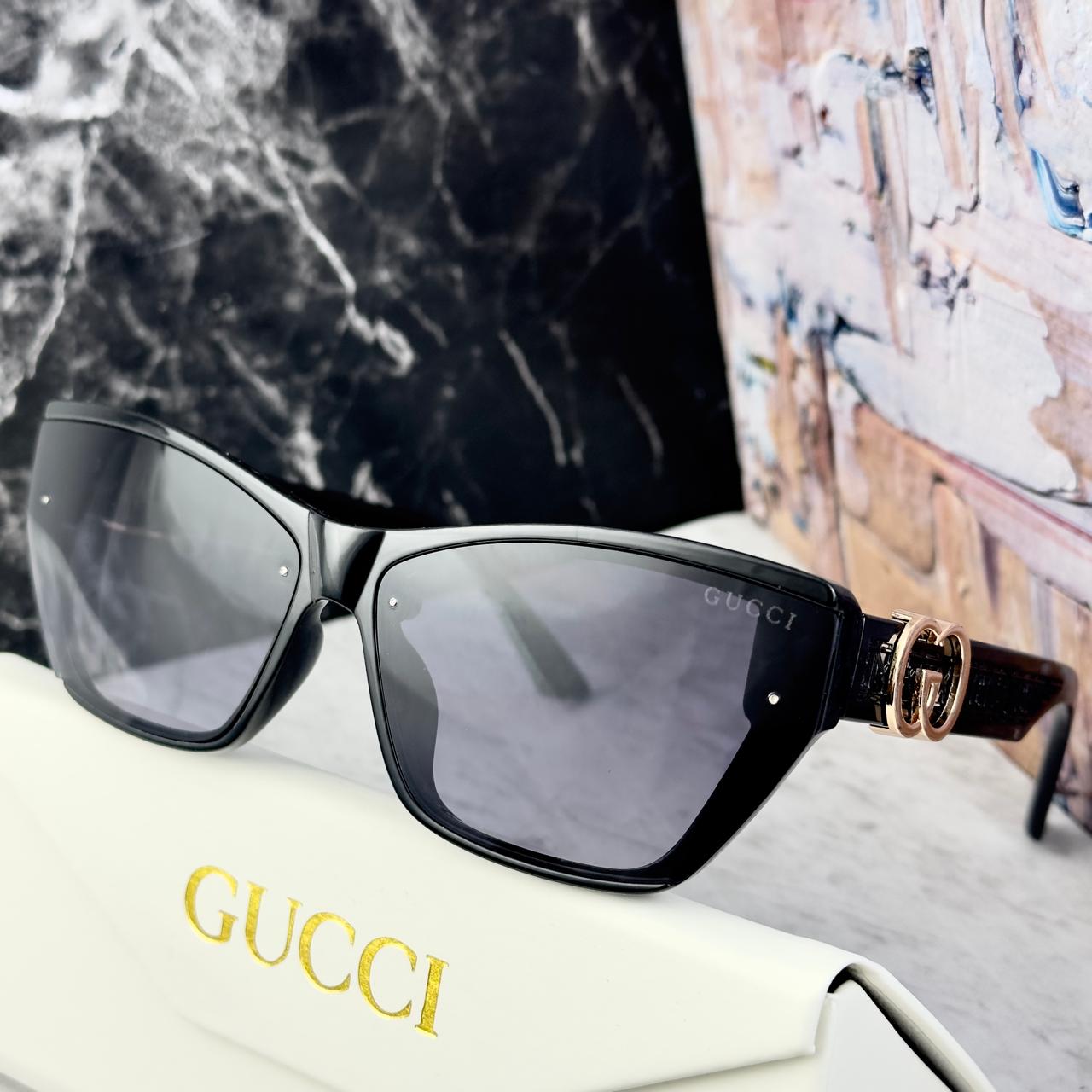 GUCCI  NICO55