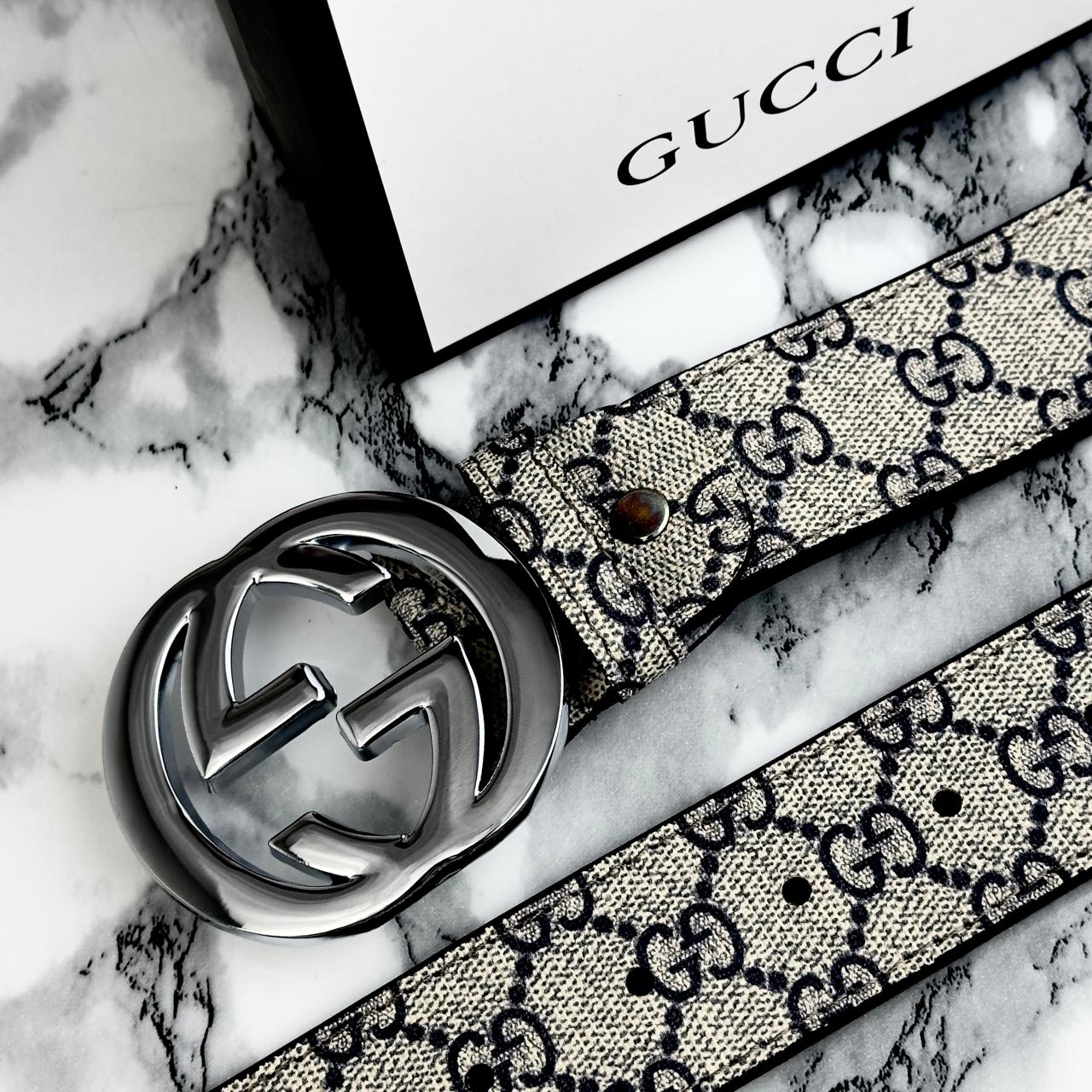 Correa GUCCI #07