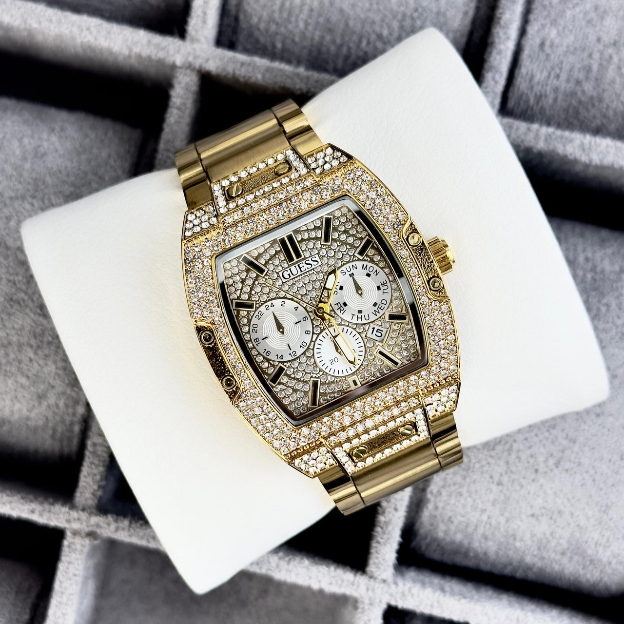 Guess  PIEDRAS GMP103