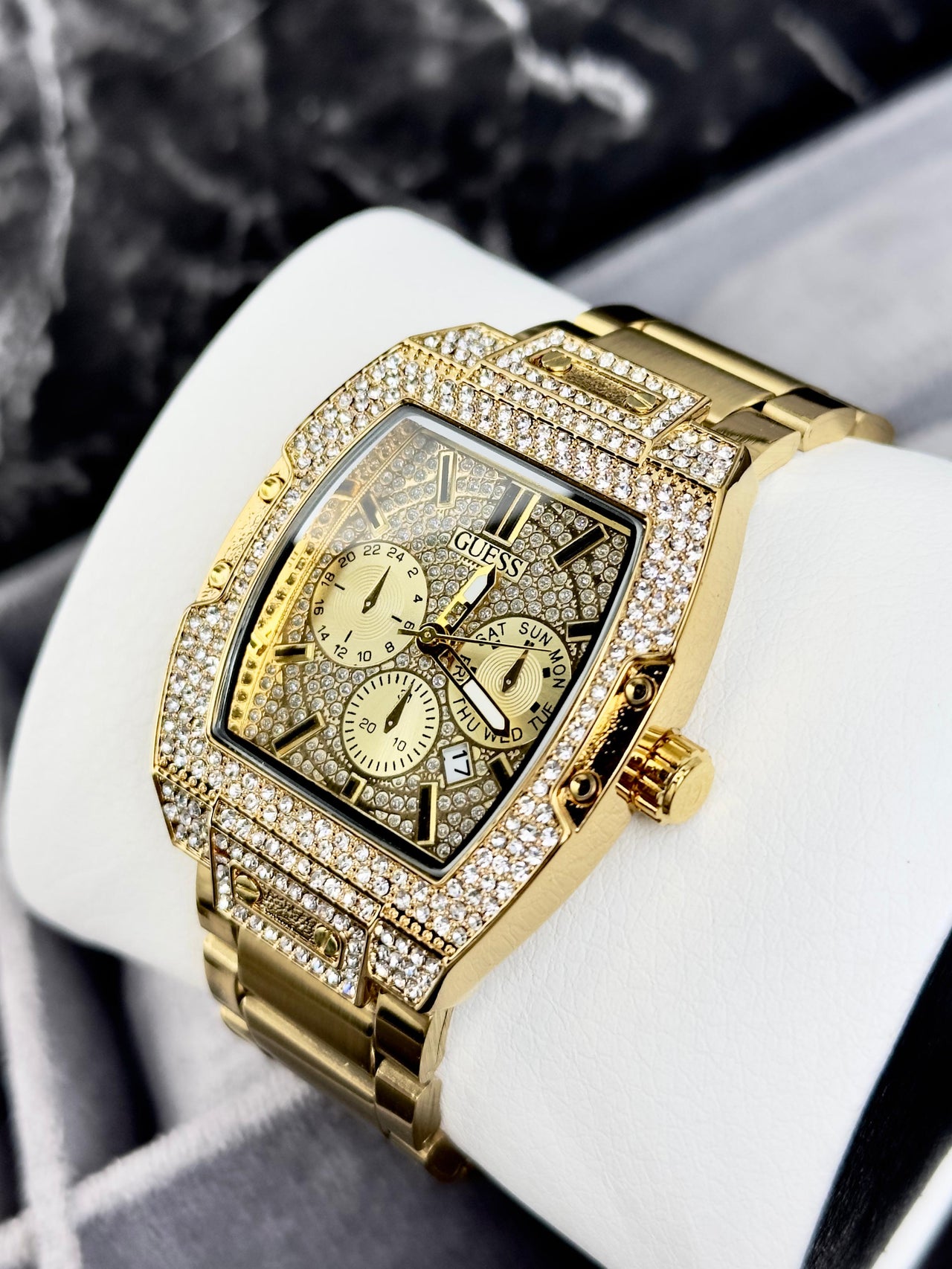 Guess  PIEDRAS GMP104